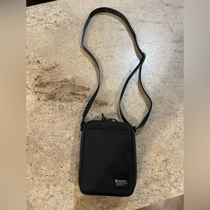 Lulu Lemon Crossbody/ Shoulder Bag